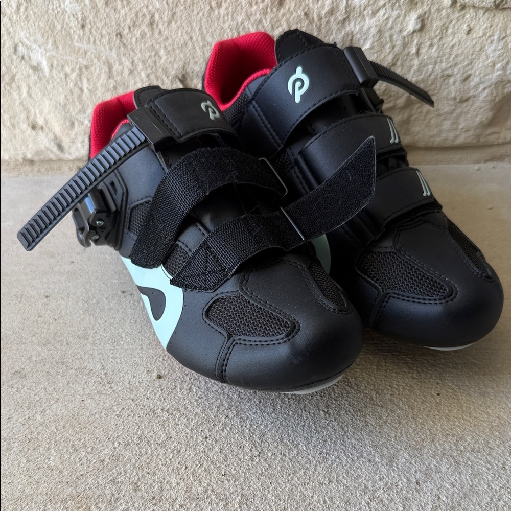 Peloton Black and Red Cycling Shoes Size 42